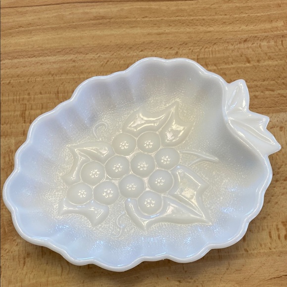 Hazel-Atlas? Other - Vintage Milk Glass Grape Pattern Candy Dish